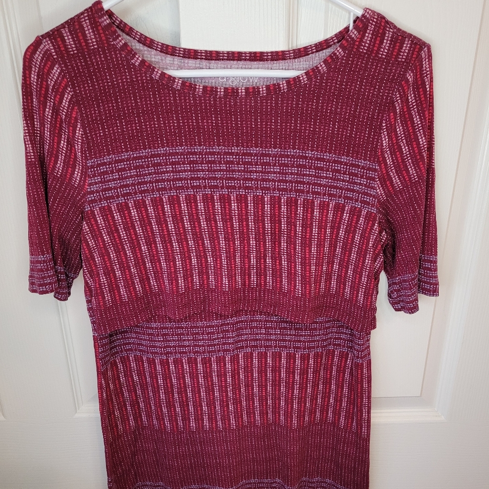 a: glow maternity/ nursing top